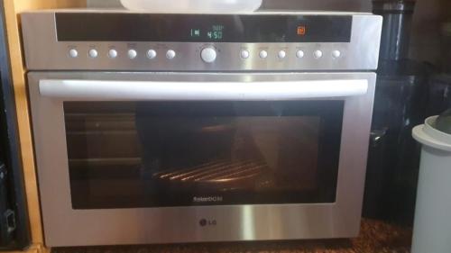 Insert in microwave